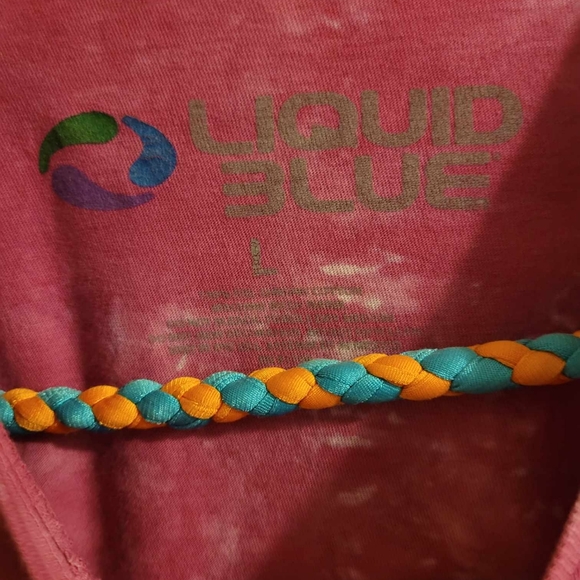 3/$30 Tootsie Roll Pop. Short sleeve T. Get your bubble on 🫧 - Picture 3 of 3